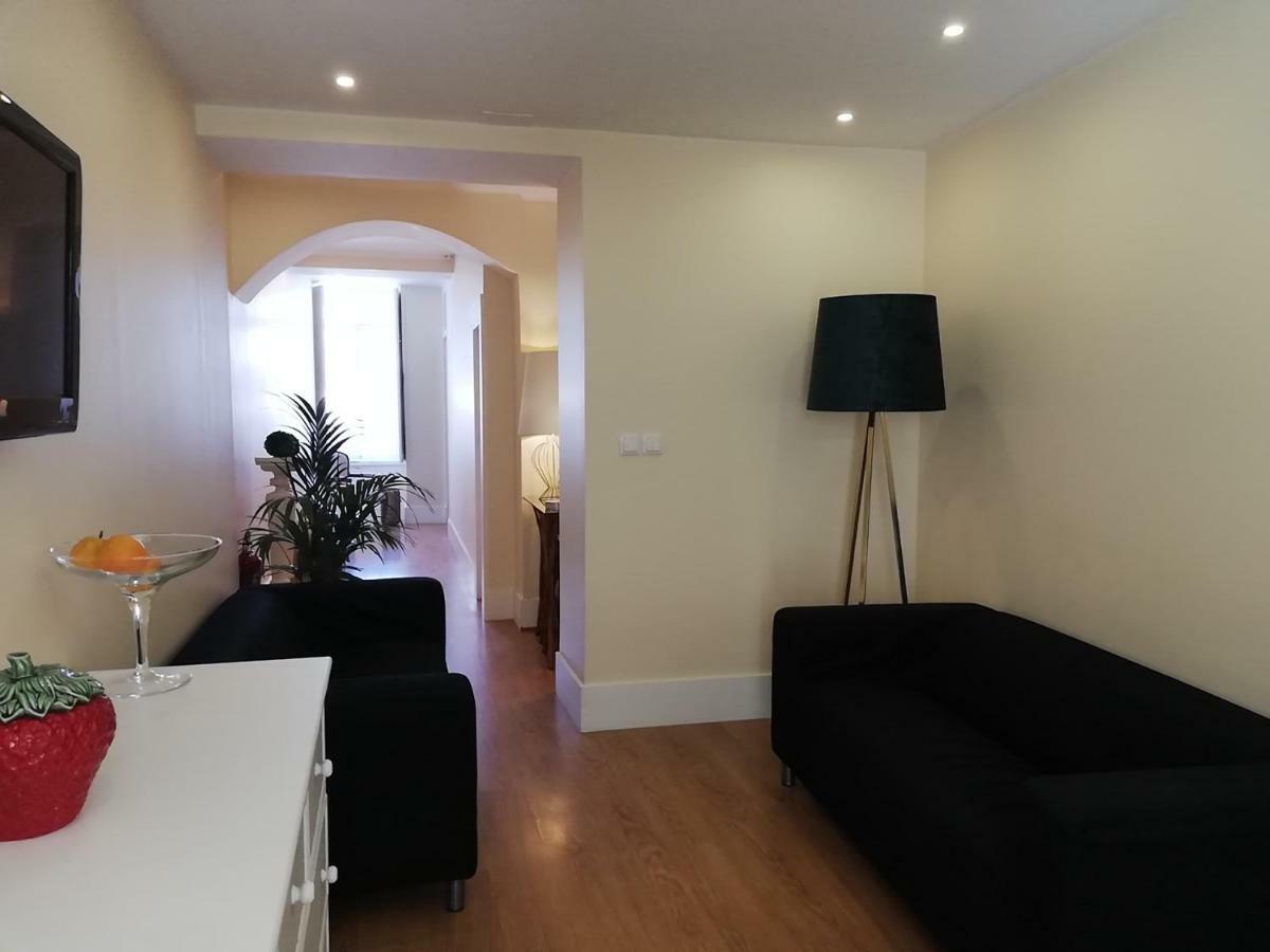 Menina Da Ria Guest House Авиеро Екстериор снимка